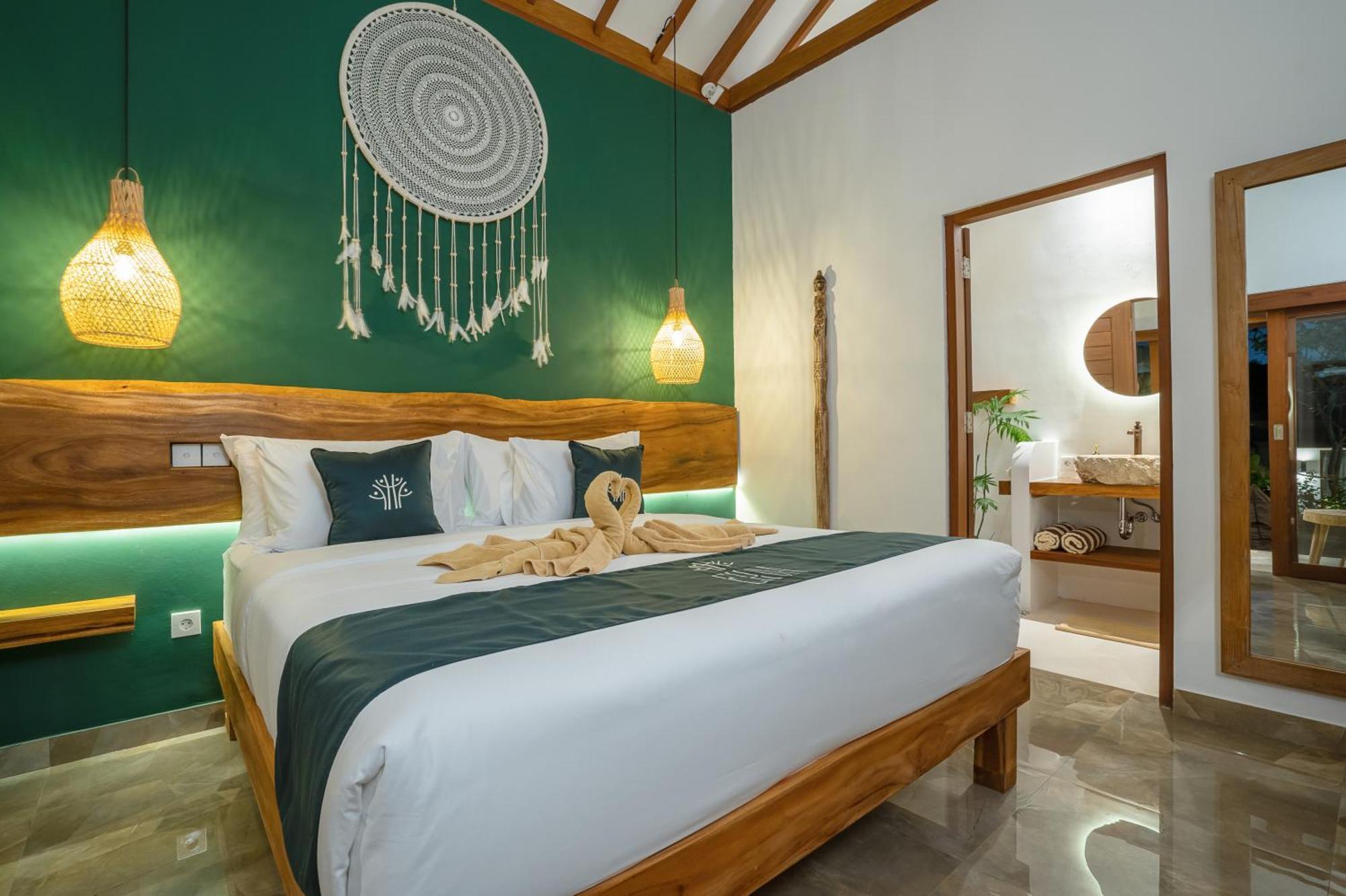 Ehoa Bali Nyanyi Boutique Hotel - In Front Of Entrance To Nuanu Tanah Lot Exterior foto