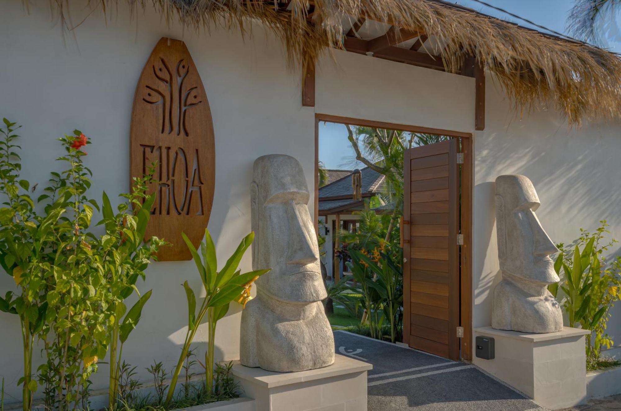 Ehoa Bali Nyanyi Boutique Hotel - In Front Of Entrance To Nuanu Tanah Lot Exterior foto