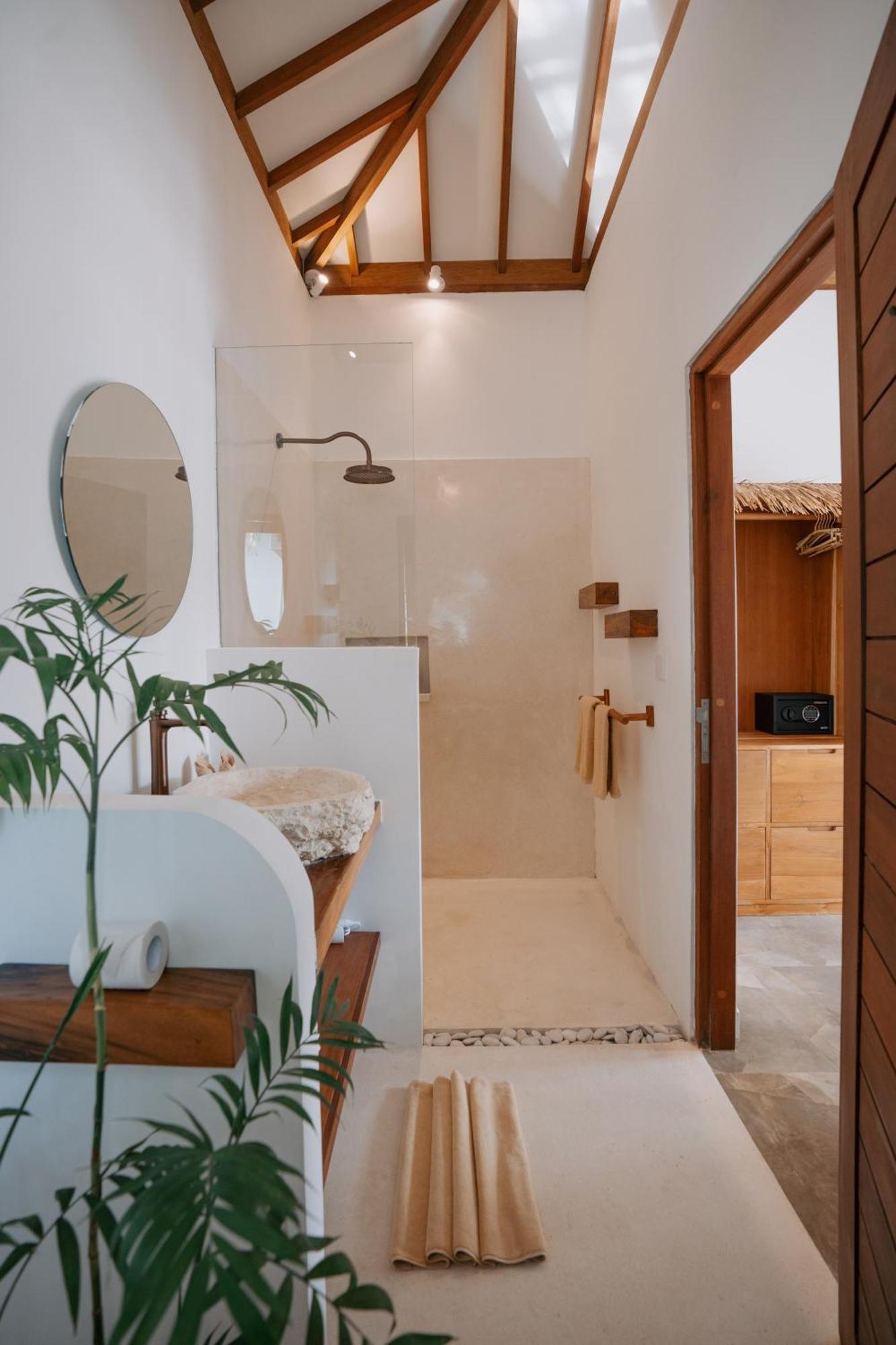 Ehoa Bali Nyanyi Boutique Hotel - In Front Of Entrance To Nuanu Tanah Lot Exterior foto