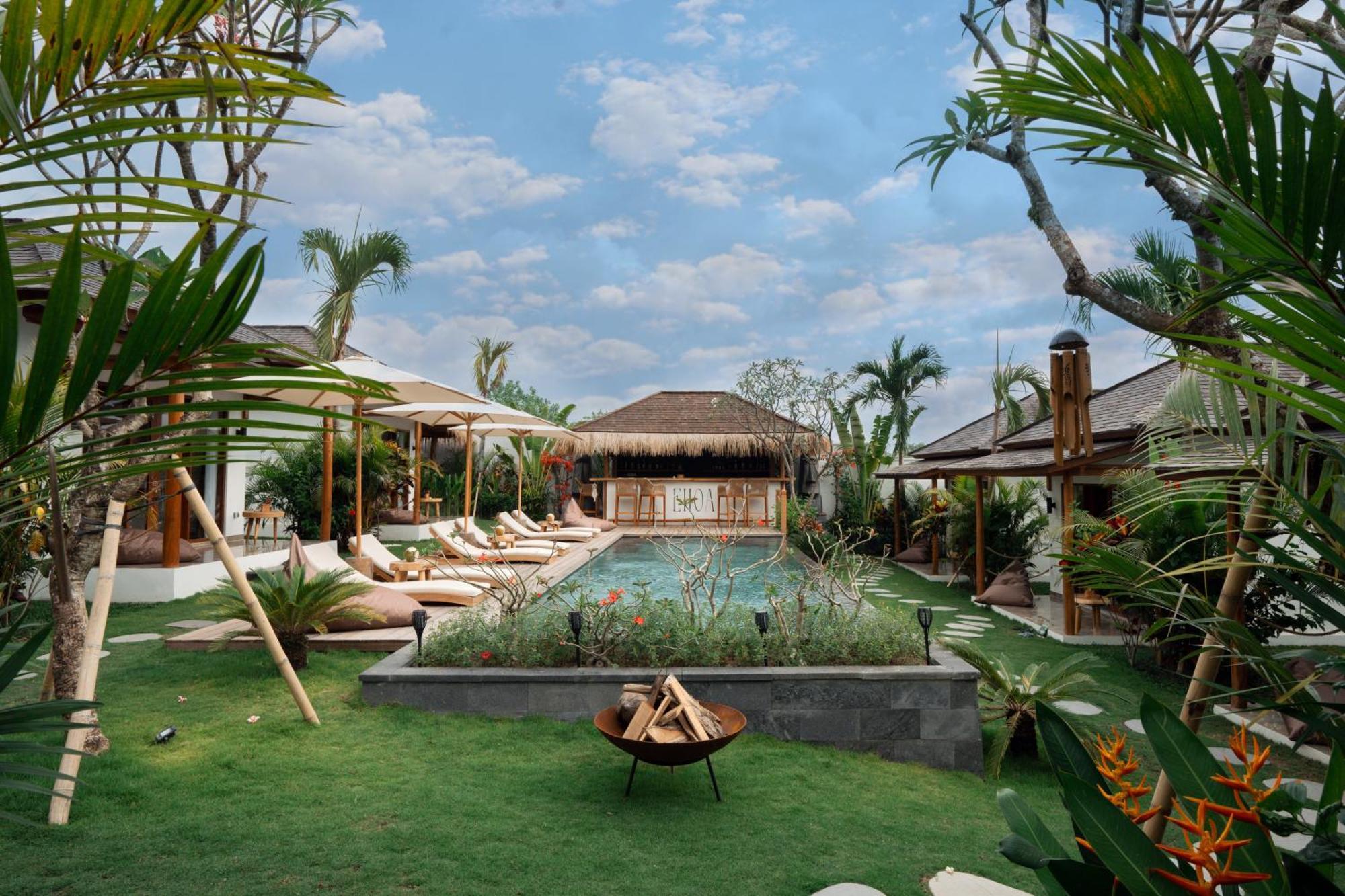 Ehoa Bali Nyanyi Boutique Hotel - In Front Of Entrance To Nuanu Tanah Lot Exterior foto