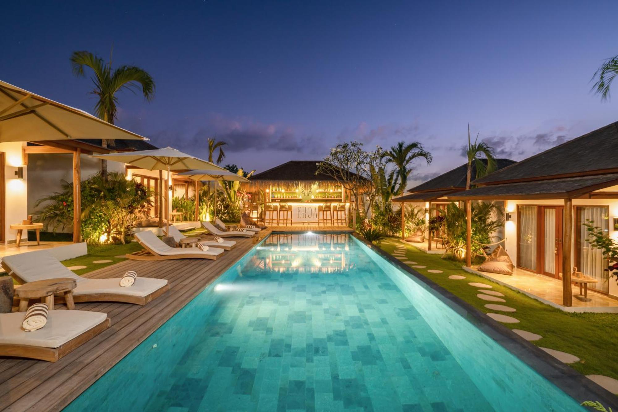 Ehoa Bali Nyanyi Boutique Hotel - In Front Of Entrance To Nuanu Tanah Lot Exterior foto